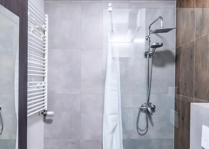 Z Tarasem I Miejscem Postojowym * Wrocław